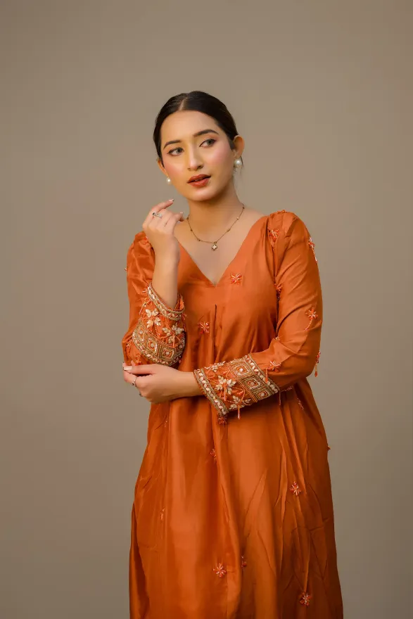 MAMA SAIID CHIIC Silk long dress with embroidery