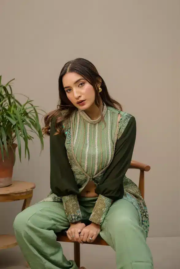 MAMA SAIID CHIIC Linen suit set with multicolour embroidery