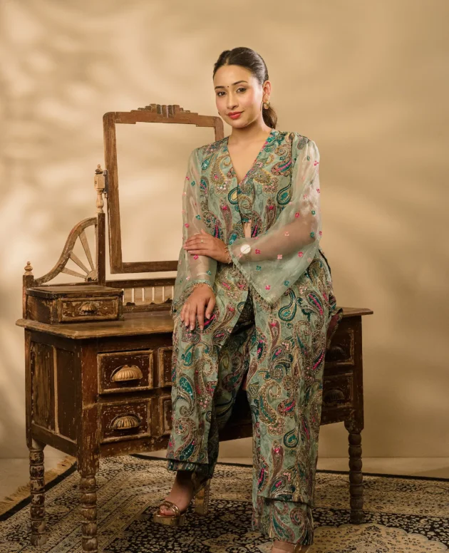 MAMA SAIID CHIIC Satin co-ord set with jacket